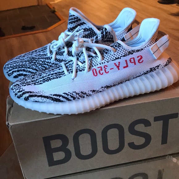 yeezy 350v2 zebra
